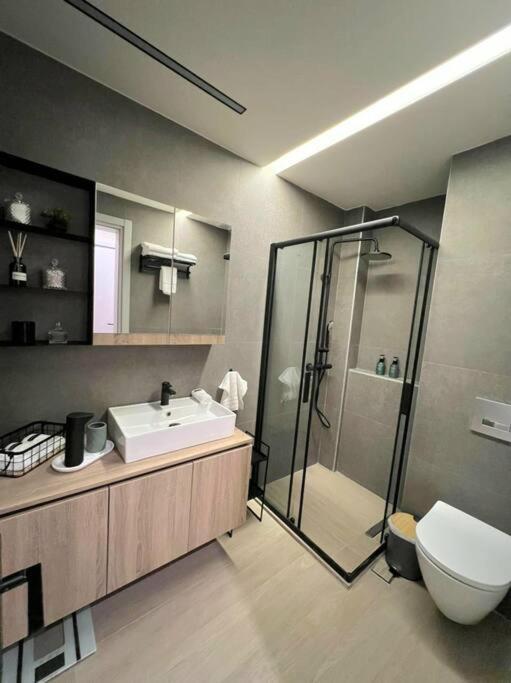 8 Blocks Apartments 2B อเล็กซานโดรโพลิส ภายนอก รูปภาพ
